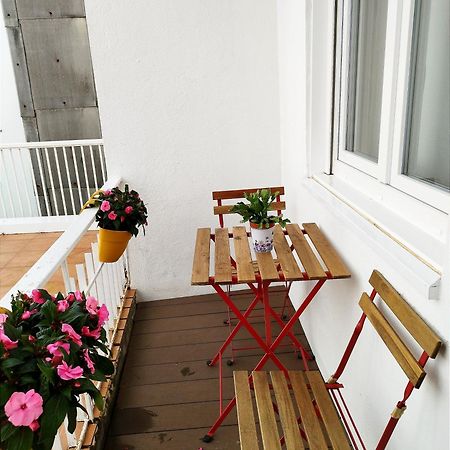 Vivienda Alameda De Santiago Apartment ซานติอาโก เด กอมโปสเตลา ภายนอก รูปภาพ